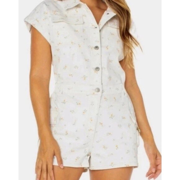 Celebrity Pink Womens XL One Piece Jumpsuit Floral Romper Jumper Button Boho - Picture 4 of 16